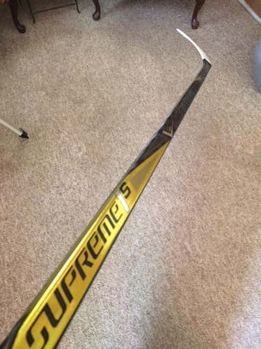 Supreme 1S Uncut Barely Used Stamkos/Larkin PM9