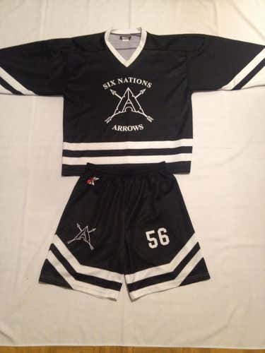 Six Nations Arrows JR.A Box Lacrosse Uniform "Tehoka Nanticoke"