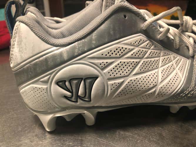 New Warrior 6.0 Lacrosse Cleats Size 8.5
