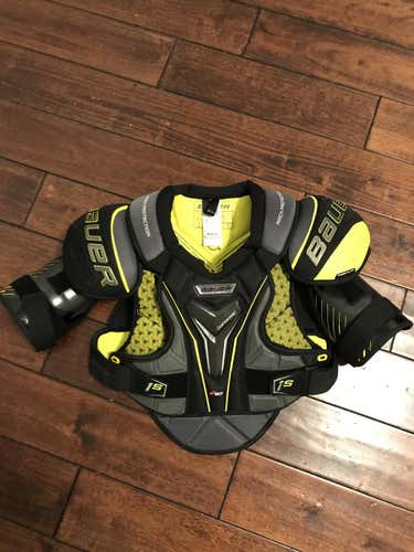 Bauer 1S Shoulder Pads Senior