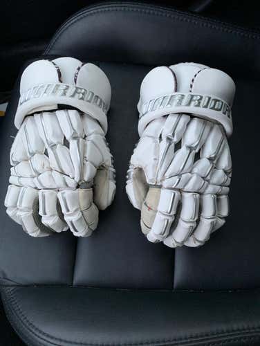 Warrior Regulator 2 Gloves - Excellent Condition