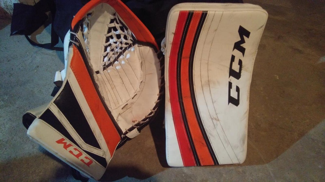 CCM Extreme Flex II 860 Goalie Glove & Blocker Regular Senior