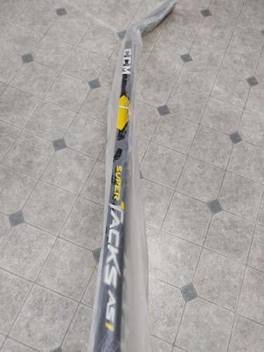 New CCM Super Tacks AS1 Stick RH, 55 flex, P29, Intermediate