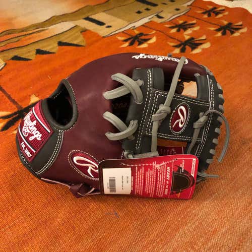 Brand New Rawlings Heart of the Hide Baseball Glove