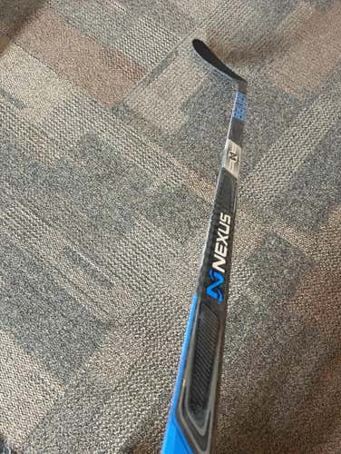 Like New Bauer Nexus 1N Pro Stock P28 Curve 87 Flex LH