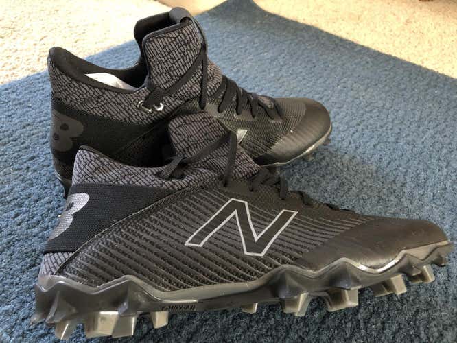 New New Balance Freeze Cleats