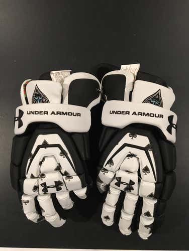 New Trilogy Aces Under Armor Gloves