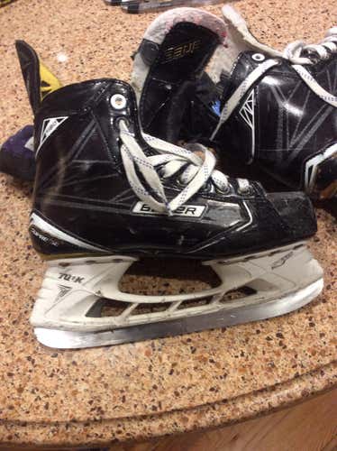 Bauer S180 Skates Size 5 1/2