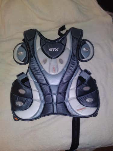 Stx Gladiator size medium/large