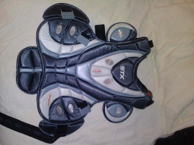 Stx Gladiator Small/medium