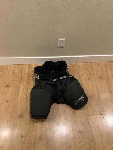 Men’s Xl Ccm Shorts
