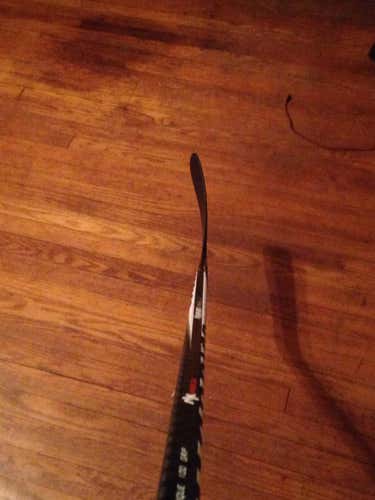 Warrior 100 Flex RH Pro Stock Henrique Curve