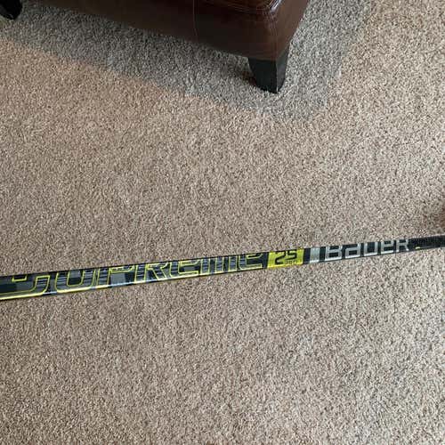 *RARE DRESS* Calgary Flames Nick Shore Bauer Vapor ADV (P88 Curve) - Dressed As Bauer Supreme 2S