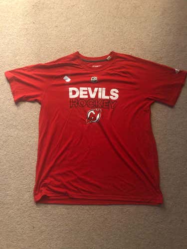 Adidas New Jersey Devils Shirt - Men’s XL