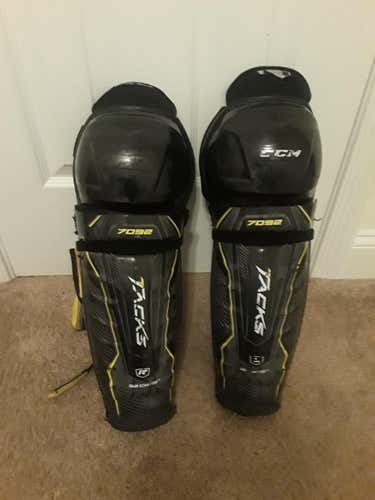 CCM Tacks 7092 Shin Pads Senior