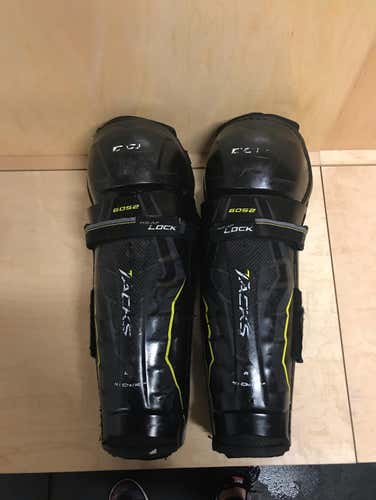 TACKS 6052 SHIN PADS 16”