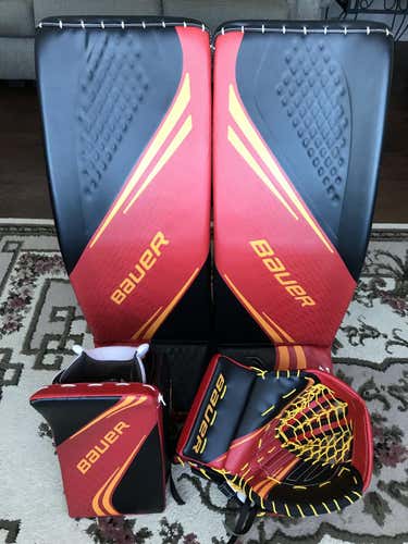Brand NEW Bauer 2X Pro Goalie Pads, Glove, & Blocker - Large