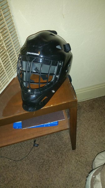 Vaughn 7400 Goalie Mask