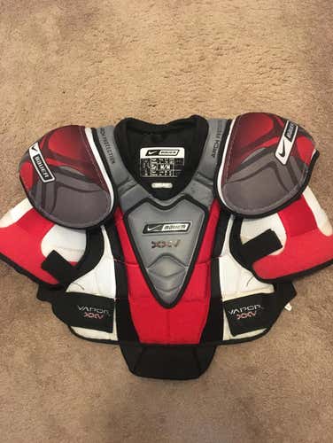 Nike Bauer Vapor XXV Shoulder Pads Medium