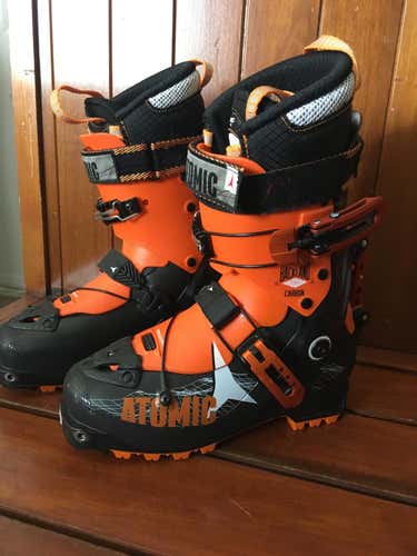 Atomic Backland Carbon Boots - LIKE NEW