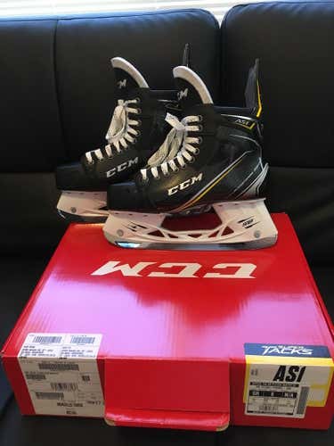 CCM Super Tacks AS1 Skates Senior Pro Stock Size 7.5