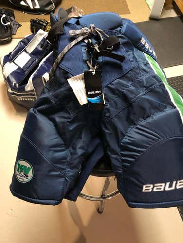 Bauer Nexus M - Navy/Green Team Stock