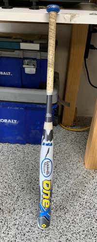 Louisville Slugger Fastpitch Softball bat