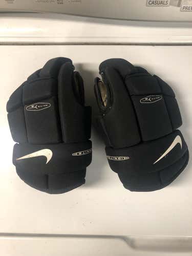 Nike Ignite Ice Hockey Gloves