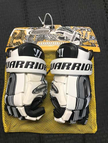 New With Tags Warrior Hypno Goalie II 13”