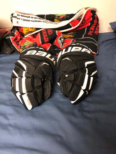 Bauer Vapor X80 Gloves