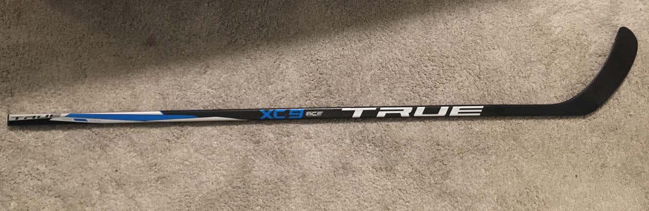 True XC9 ACF Mitch Marner Pro Stock Stick