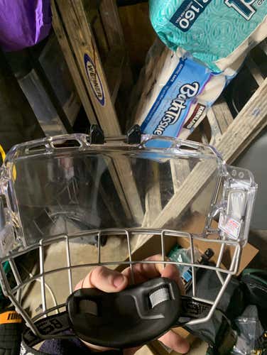 Bauer Hybrid Shield