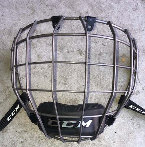CCM FM680 Silver Cage