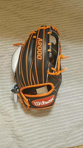 New Wilson A2000 Glove