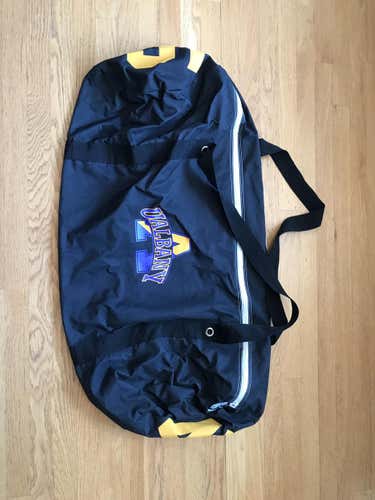 2018 FINAL FOUR UALBANY MAVERIK LACROSSE BAG (TEAM ISSUED)