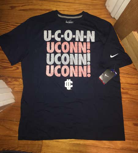 Nike UCONN XL Shirt (Brand New w Tags)
