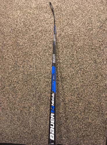 (NEW) Bauer Nexus Pro Stock, Senior Stick, Flex: 87, Curve: P92, Right