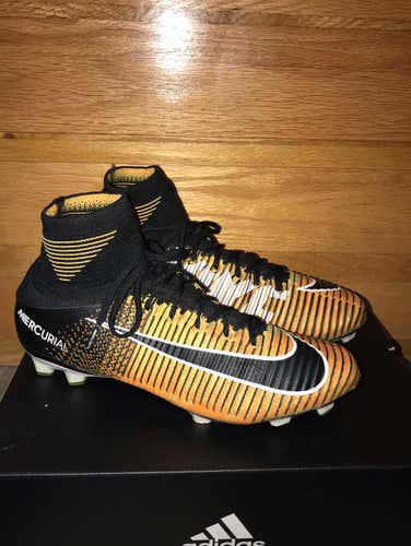 Nike Mercurial Superfly V | Size 9.5