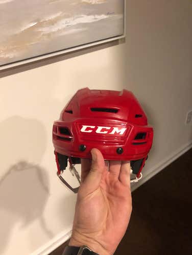 CCM Resistance 300 Helmet - Small
