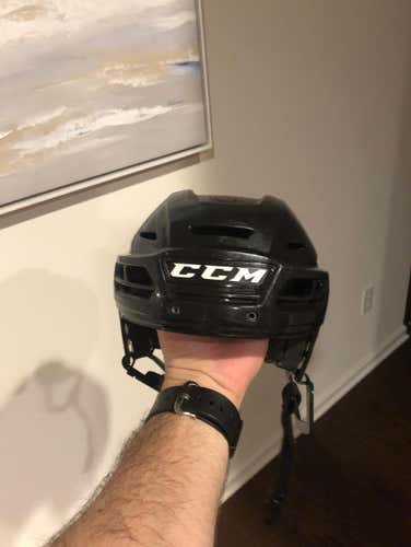 CCM Resistance 300 Helmet - Small
