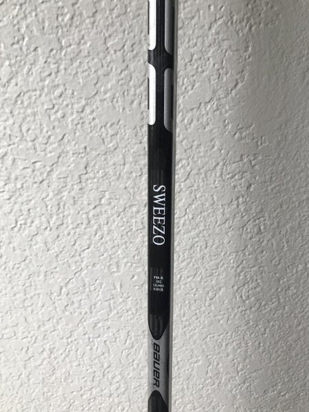 New Bauer Vapor 1X Lite Stick Righty Mid Senior Pro Stock