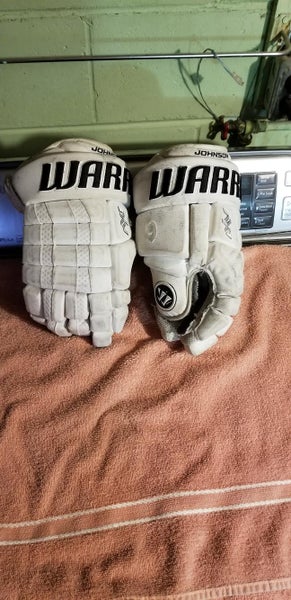 Warrior Dynasty AX1 Gloves Senior Pro Stock