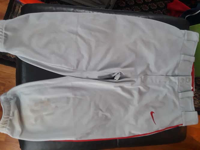 Short Nike baseball pants adult small gray with red stripe