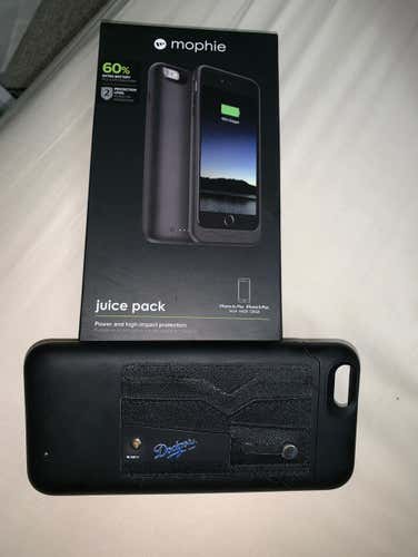 Mophie iPhone 6 Plus Charging Case w/LA Dodgers Cardholder/Pop socket NO TRADES