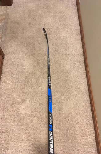 (NEW) Bauer Nexus Pro Stock, Senior Stick, Flex: 87, Curve: P28 Right