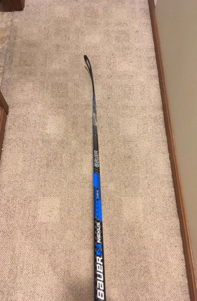 (NEW) Bauer Nexus Pro Stock, Senior Stick, Flex: 87, Curve: P28 Right