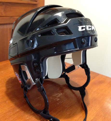 CCM Vector V08 Med