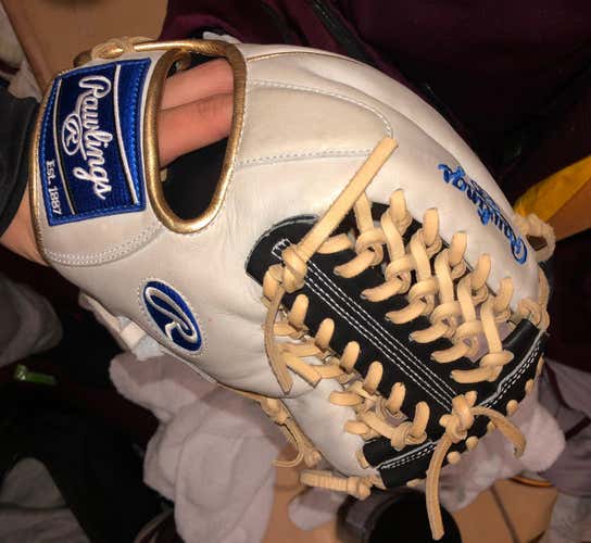 Power Blue Heart Of The Hide 11 3/4