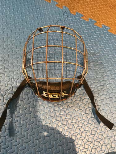CCM Cage
