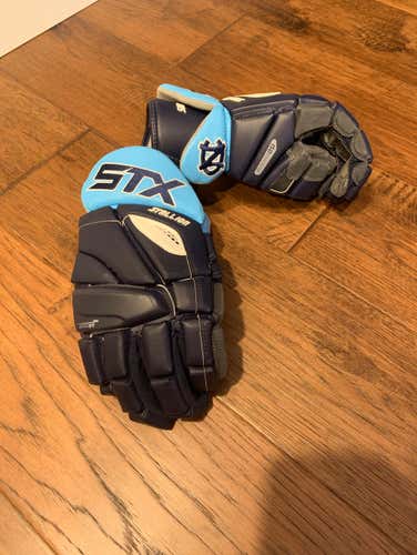 UNC Team Issued Lacrosse Team Gloves